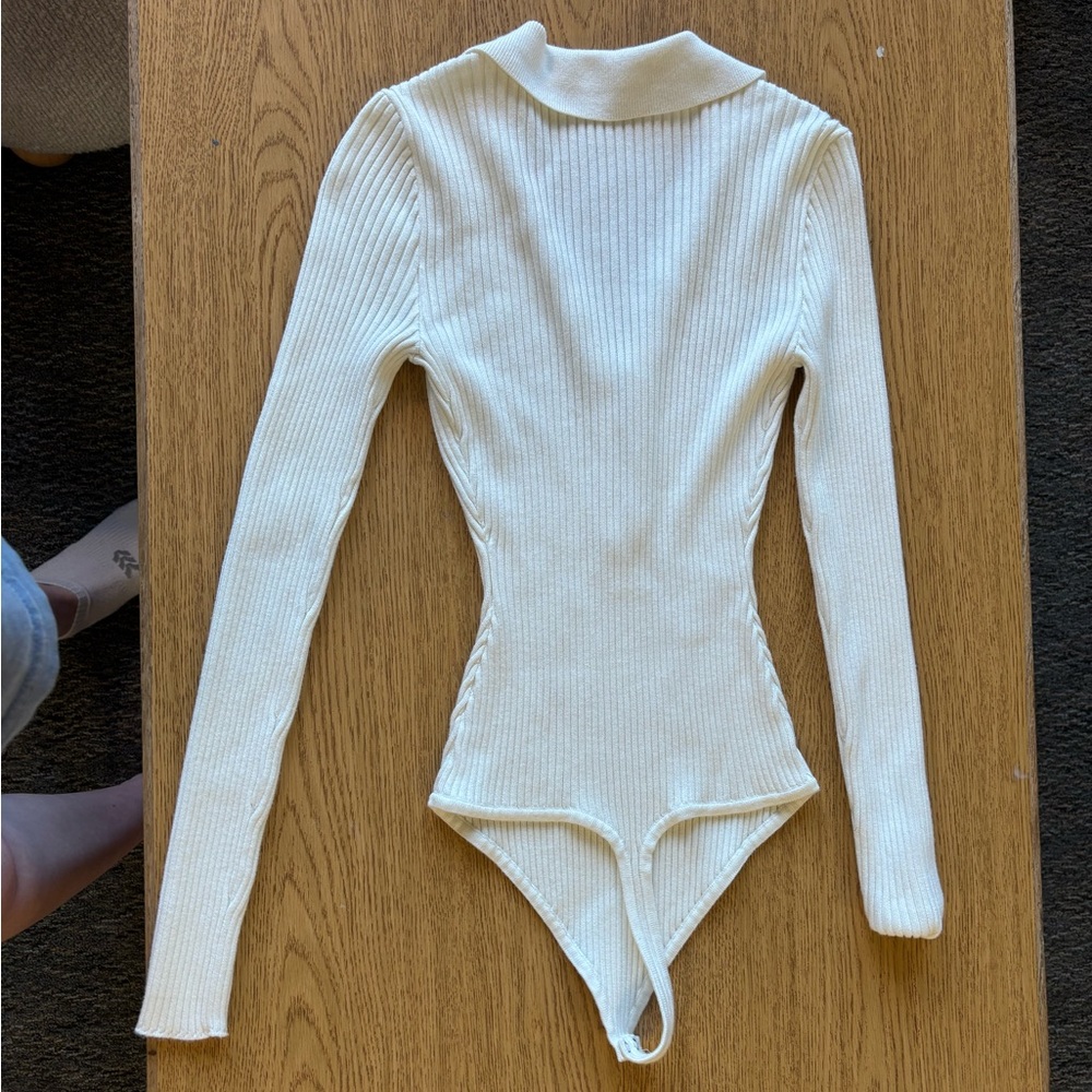 LAST CHANCE!! - Women's Brandy Melville Ribbed Long Sleeve Bodysuit - Picture 7 of 7